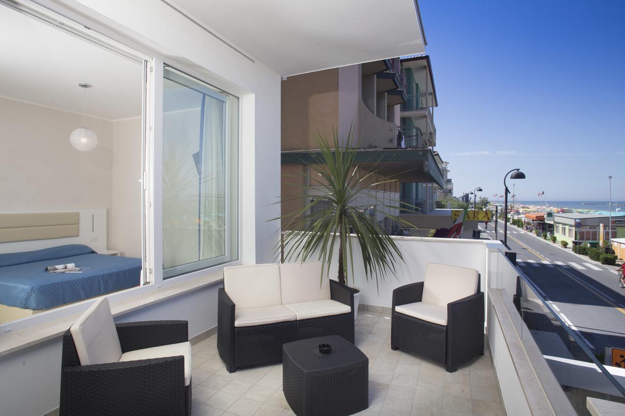 White Suite & Apartments Bellaria-Igea Marina Exteriér fotografie